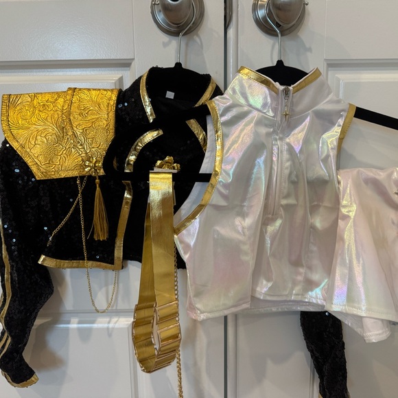 Kpop demon hunters Rumi Golden Costume Size 8/9 - Picture 2 of 3